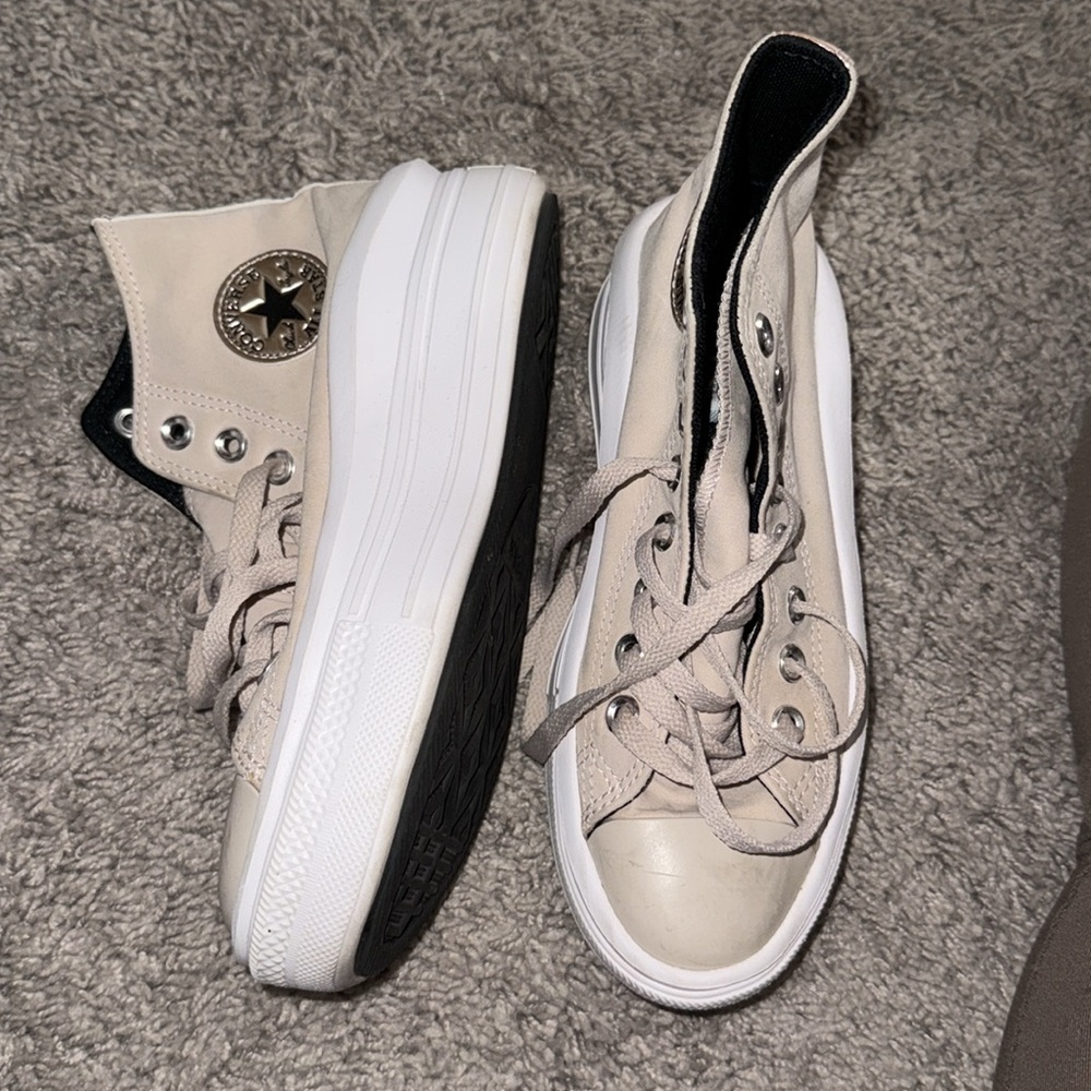 Platform Converse - image 2